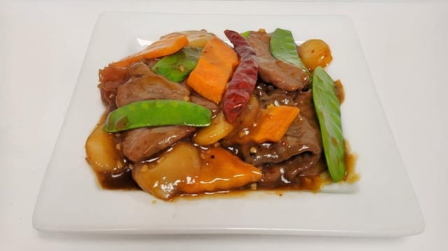 Beef with Garlic Sauce.