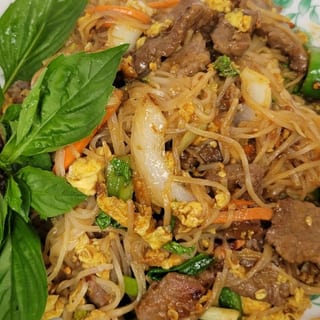 Spicy Pad Thai (Thin Rice Noodle)